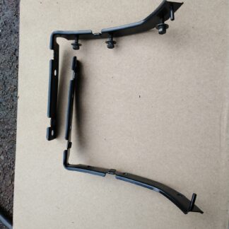 Front Bumper/ Fender to wing fixing bracket